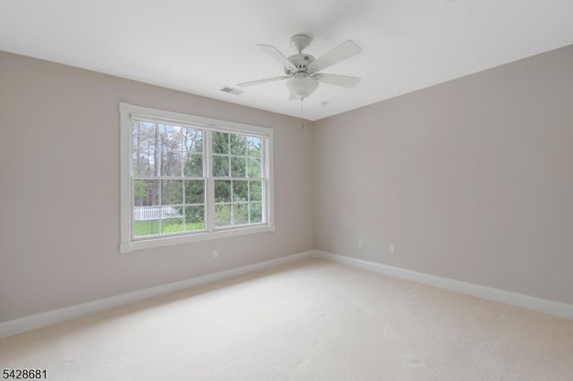 6 Perin Pl, Roxbury Twp., NJ 07876