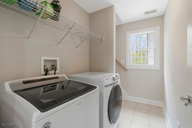 6 Perin Pl, Roxbury Twp., NJ 07876