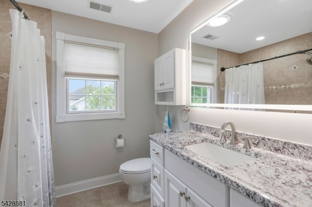 6 Perin Pl, Roxbury Twp., NJ 07876
