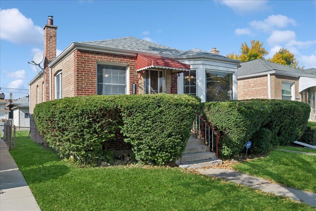 2952 N Nordica Avenue, Chicago, IL 60634 — exterior