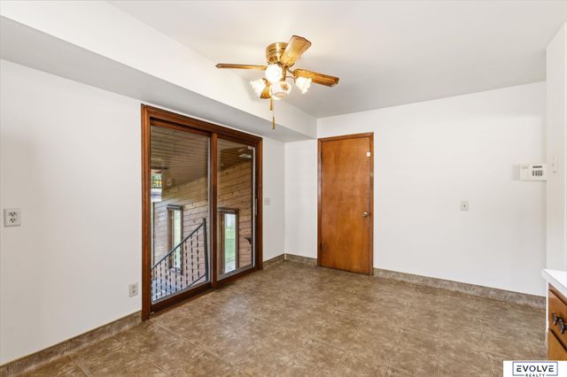211 Woodland Drive, Omaha, NE 68108