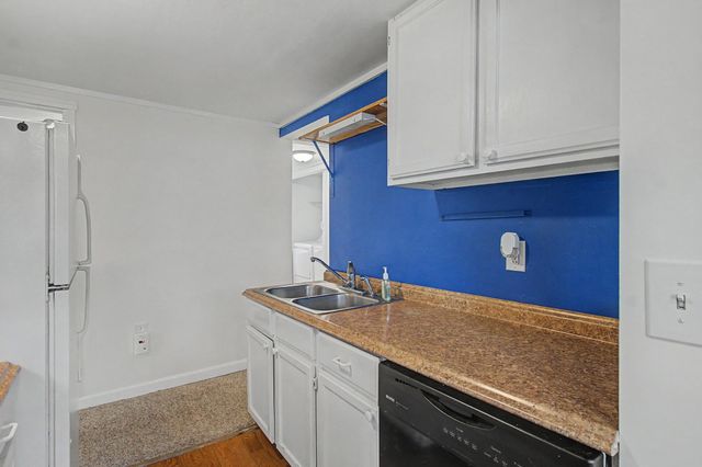 4711 Main Road, Huntington, VT 05462