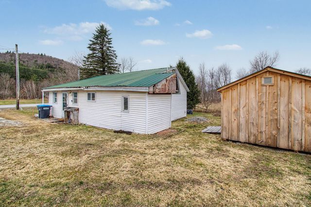 4711 Main Road, Huntington, VT 05462
