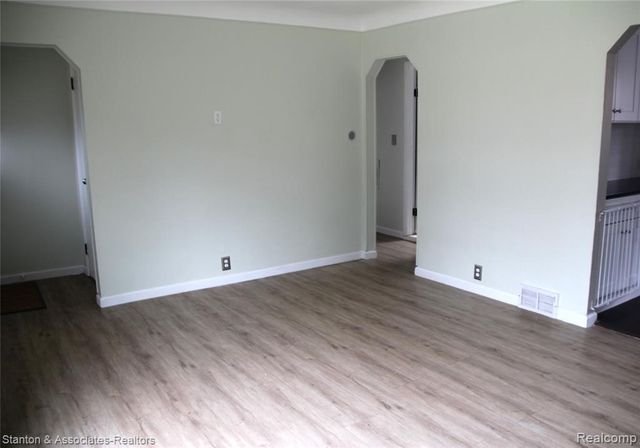 1212 Ottawa Drive, Royal Oak, MI 48073