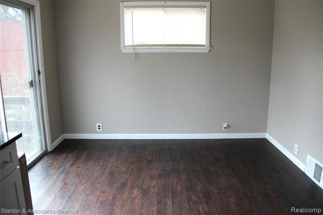 1212 Ottawa Drive, Royal Oak, MI 48073