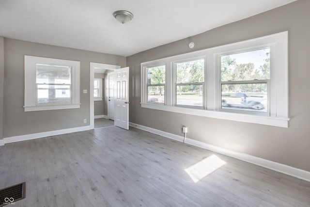 5415 E 34th Street, Indianapolis, IN 46218