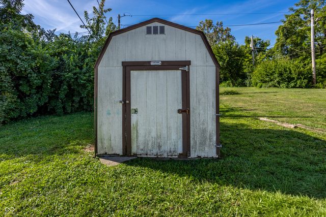 5415 E 34th Street, Indianapolis, IN 46218