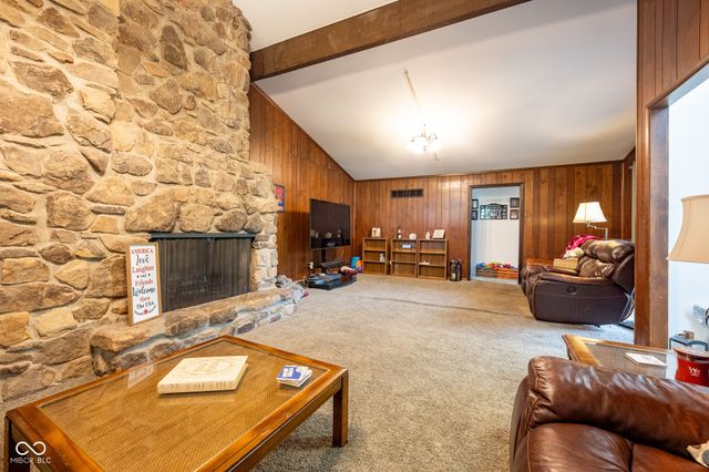 2004 Fairway Drive, Greencastle, IN 46135
