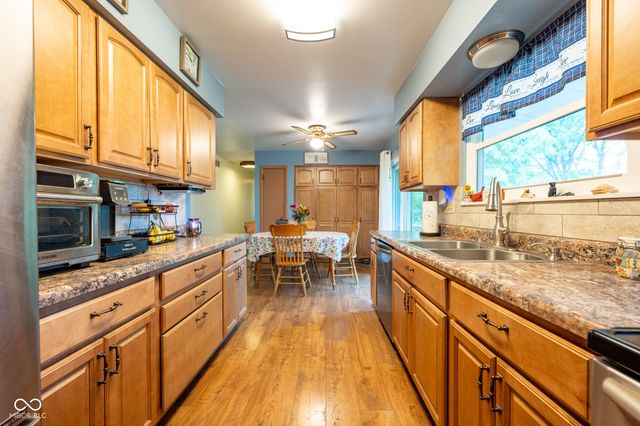 2004 Fairway Drive, Greencastle, IN 46135