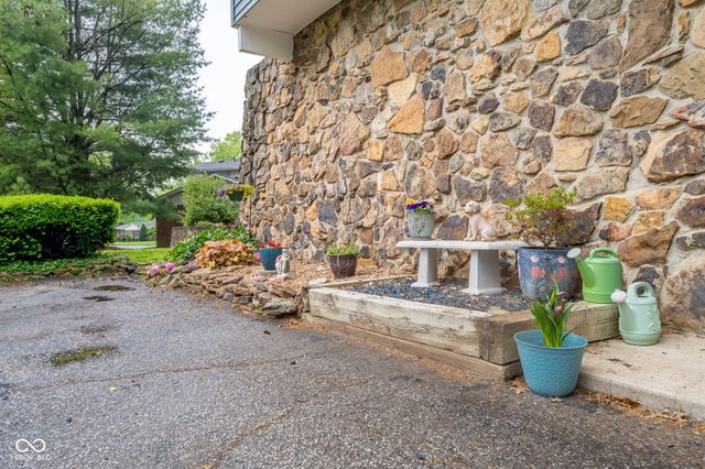 2004 Fairway Drive, Greencastle, IN 46135