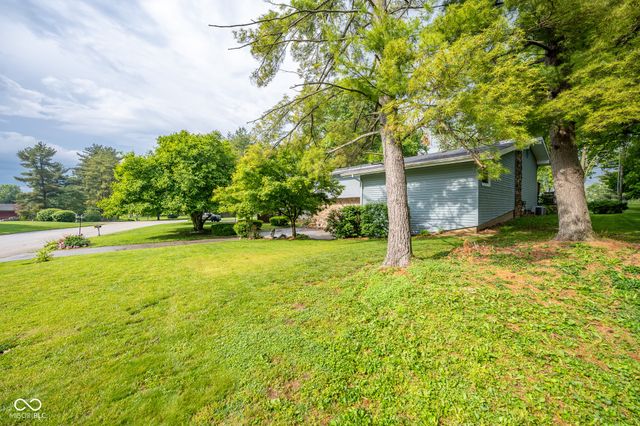 2004 Fairway Drive, Greencastle, IN 46135