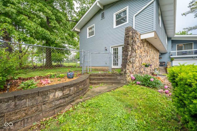 2004 Fairway Drive, Greencastle, IN 46135