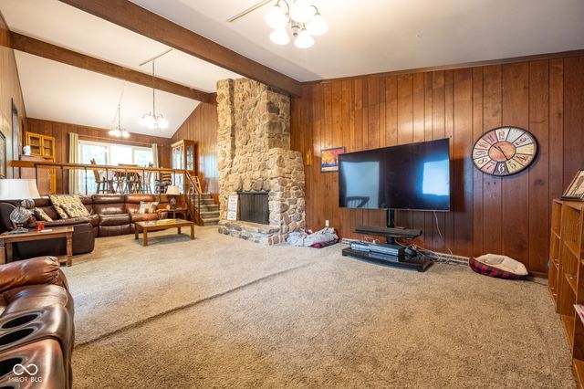 2004 Fairway Drive, Greencastle, IN 46135