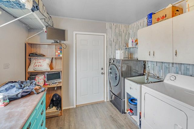 957 MacArthur DRIVE, Manitowoc, WI 54220