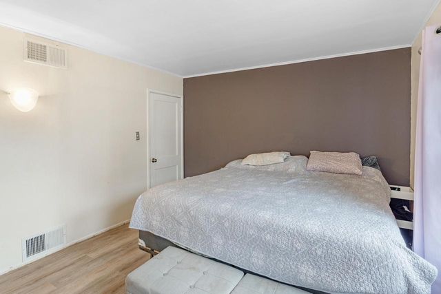 957 MacArthur DRIVE, Manitowoc, WI 54220