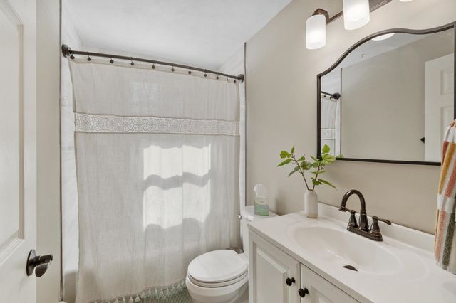 15 Briar Avenue, Salem, NH 03079