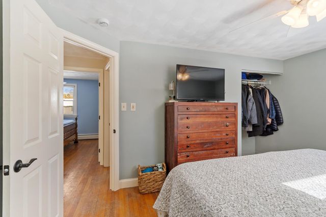 15 Briar Avenue, Salem, NH 03079