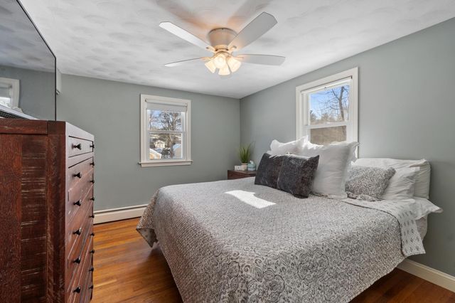 15 Briar Avenue, Salem, NH 03079