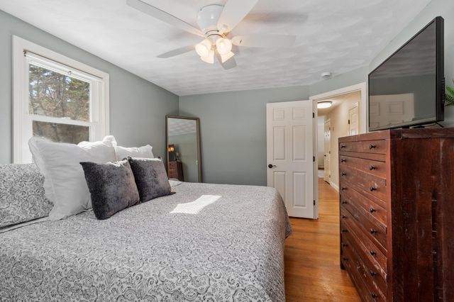 15 Briar Avenue, Salem, NH 03079