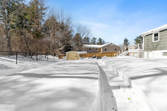 15 Briar Avenue, Salem, NH 03079