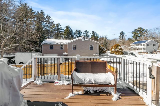 15 Briar Avenue, Salem, NH 03079