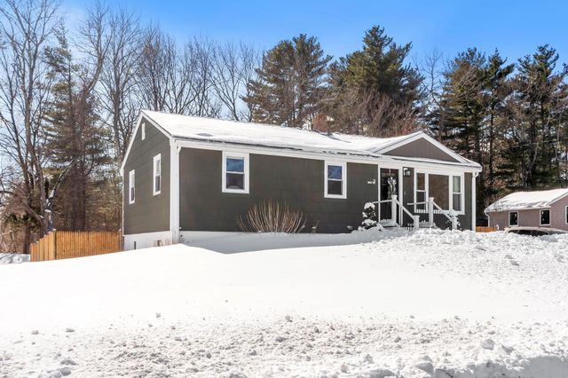 15 Briar Avenue, Salem, NH 03079