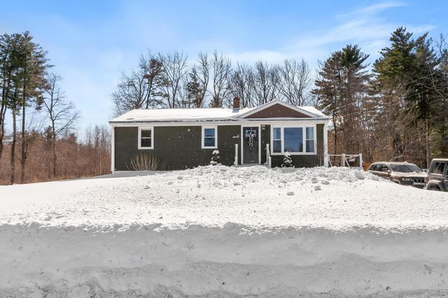15 Briar Avenue, Salem, NH 03079