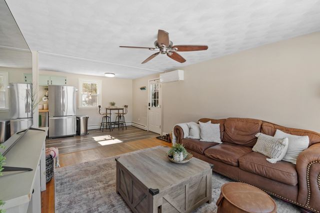 15 Briar Avenue, Salem, NH 03079