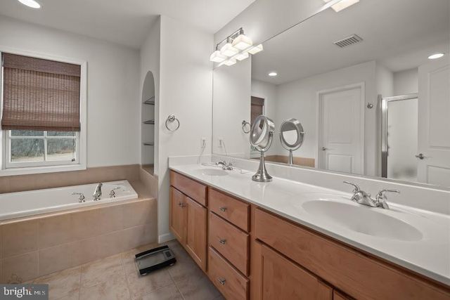 6516 GERMANS CORNERS RD, Germansville, PA 18053