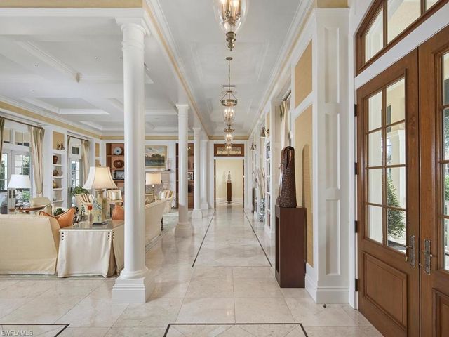 2129 Canna CT, Naples, FL 34105
