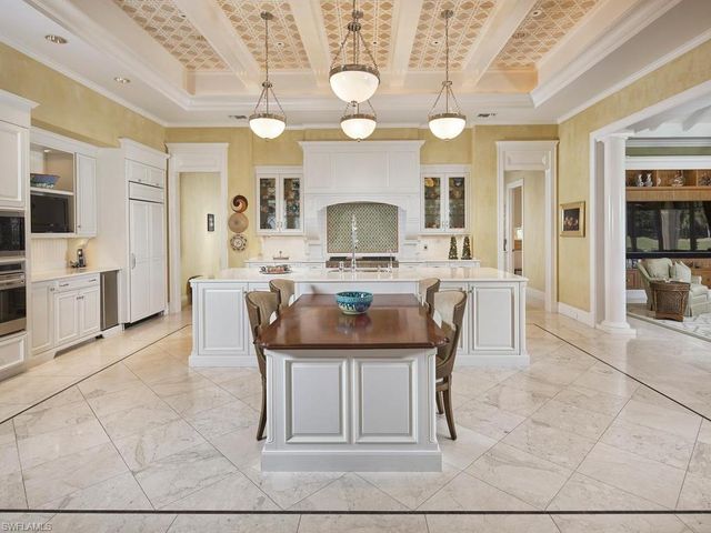 2129 Canna CT, Naples, FL 34105