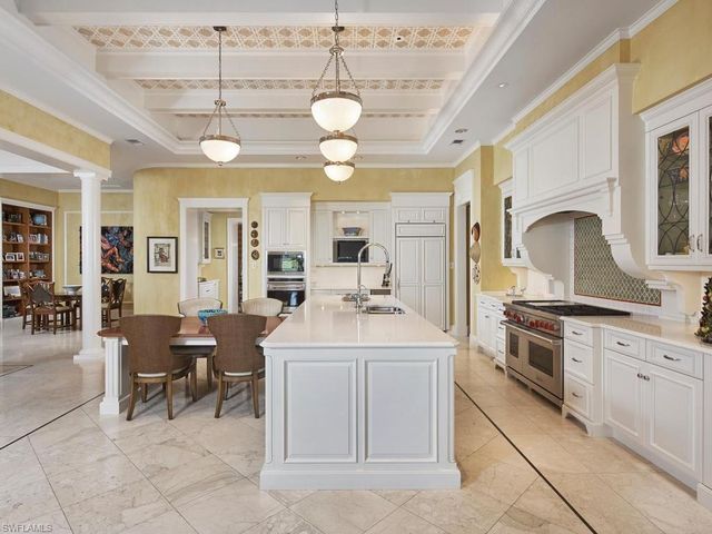2129 Canna CT, Naples, FL 34105