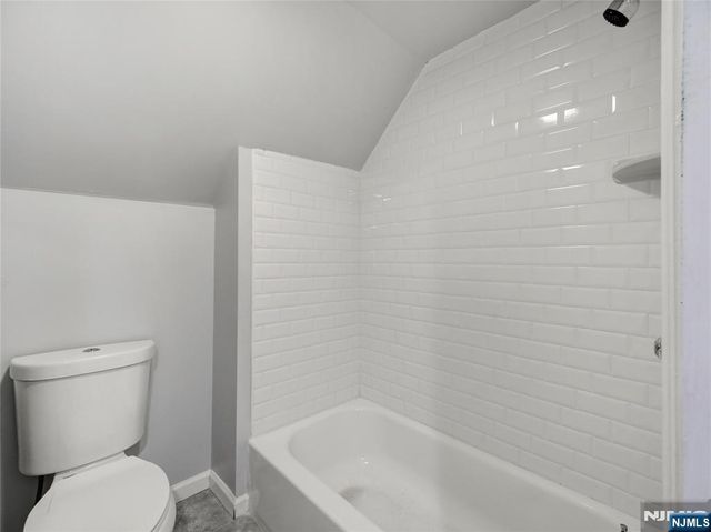 160 11th Street, Newark, NJ 07107