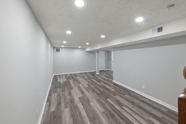 725 Roman Dr, Nashville, TN 37207