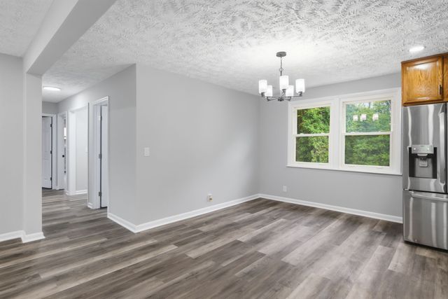 725 Roman Dr, Nashville, TN 37207