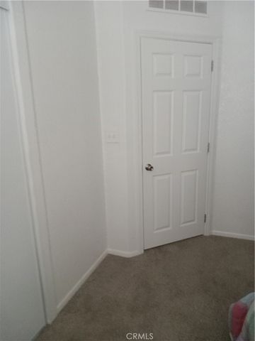 999 S Santa Fe Avenue 38, San Jacinto, CA 92583