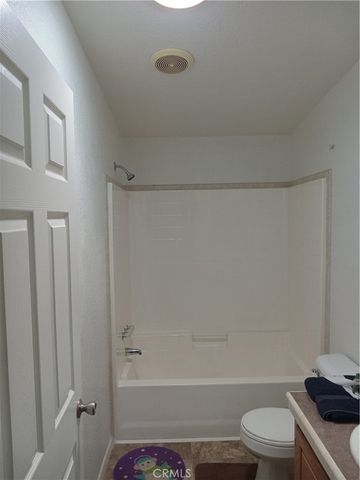 999 S Santa Fe Avenue 38, San Jacinto, CA 92583