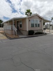 999 S Santa Fe Avenue 38, San Jacinto, CA 92583