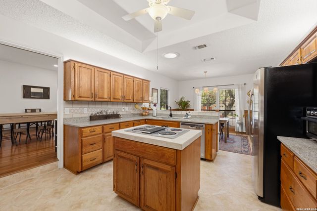 13102 N HUNTERS CIR, San Antonio, TX 78230