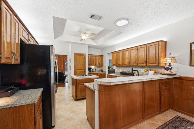 13102 N HUNTERS CIR, San Antonio, TX 78230