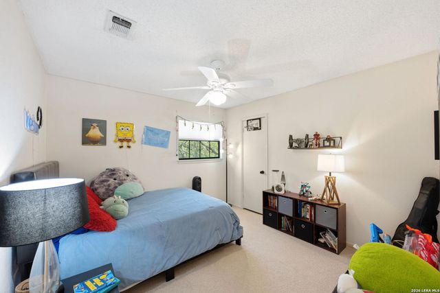 13102 N HUNTERS CIR, San Antonio, TX 78230
