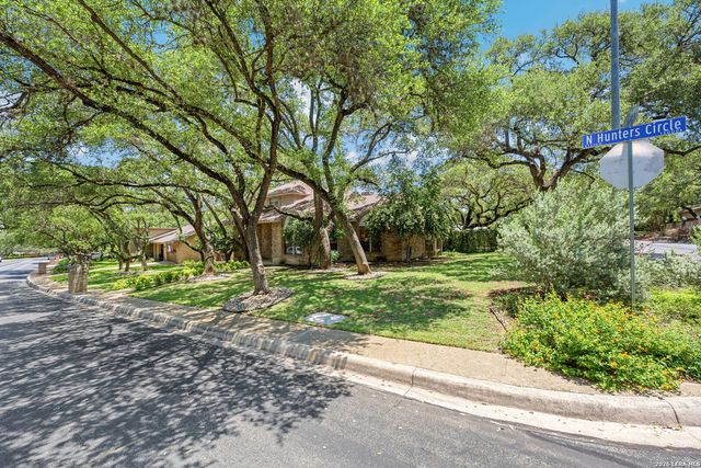 13102 N HUNTERS CIR, San Antonio, TX 78230