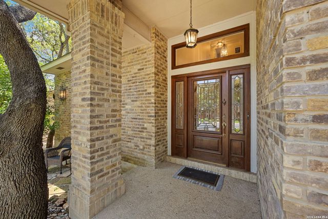 13102 N HUNTERS CIR, San Antonio, TX 78230