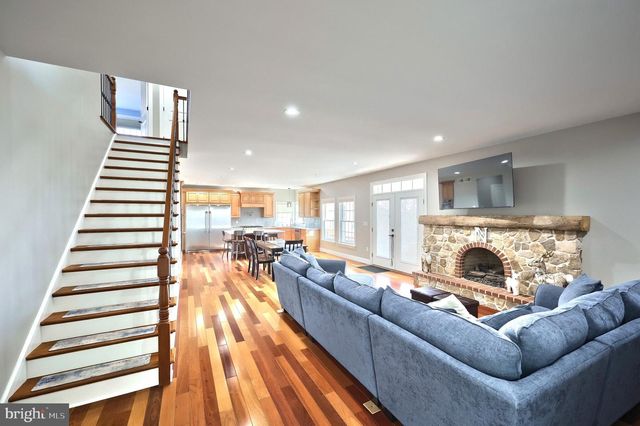 4440 BEARDS SCHOOL RD, Spring Grove, PA 17362