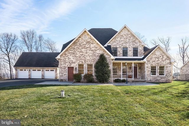 4440 BEARDS SCHOOL RD, Spring Grove, PA 17362