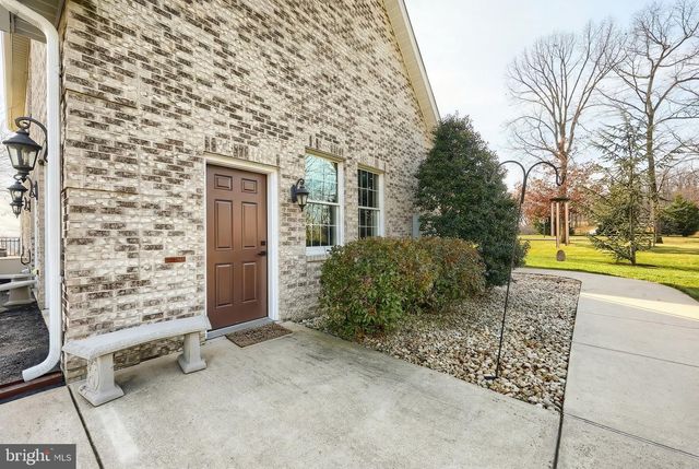 4440 BEARDS SCHOOL RD, Spring Grove, PA 17362