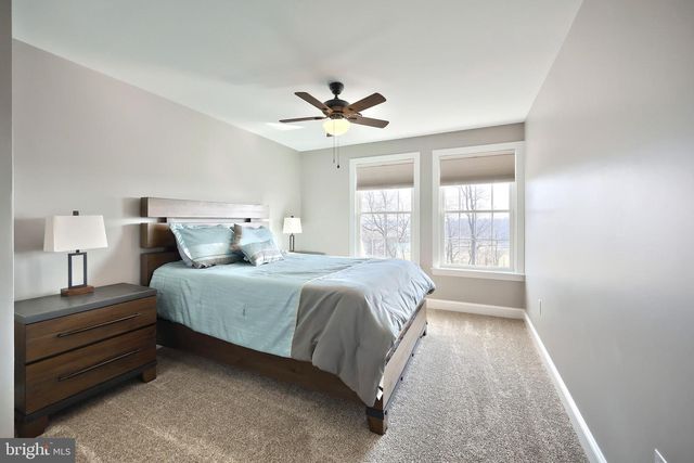 4440 BEARDS SCHOOL RD, Spring Grove, PA 17362