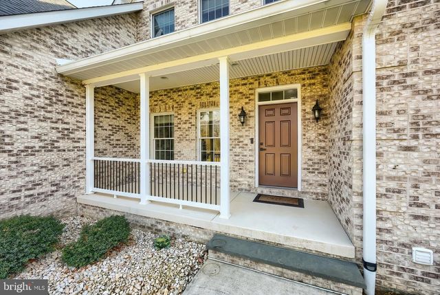 4440 BEARDS SCHOOL RD, Spring Grove, PA 17362