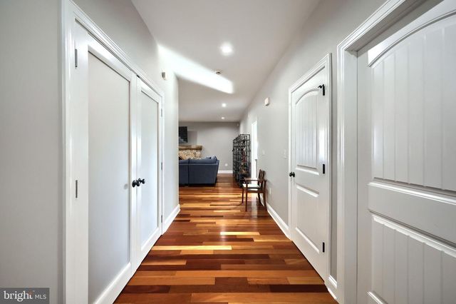 4440 BEARDS SCHOOL RD, Spring Grove, PA 17362