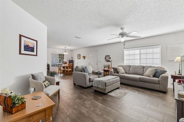 4009 DOLPHIN DRIVE, Tampa, FL 33617